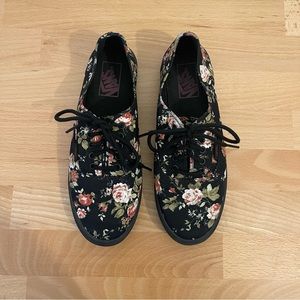 Vans | Black Floral Lo Pro Shoes